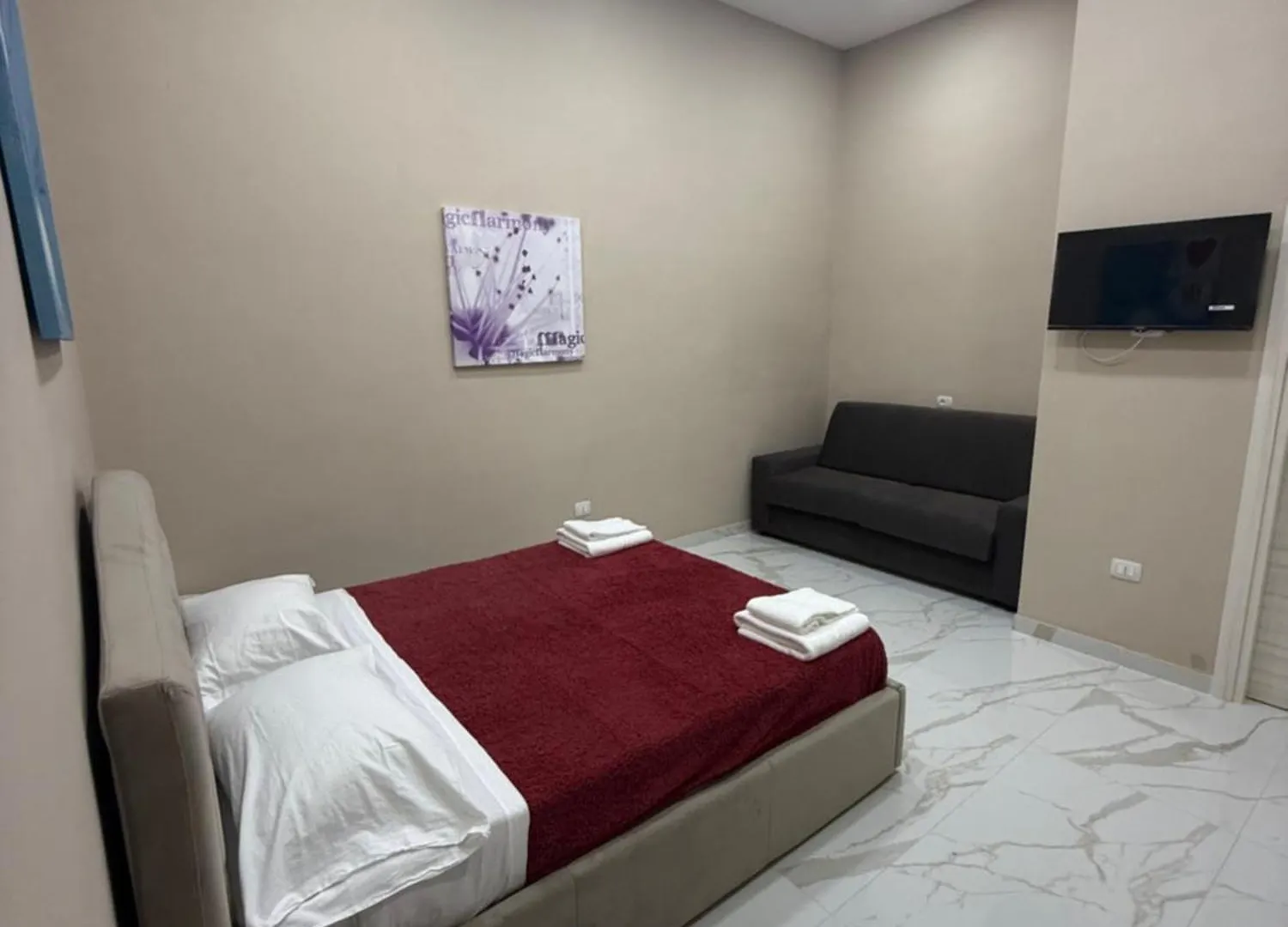 Valentino Caracciolo 105 Apartment Naples