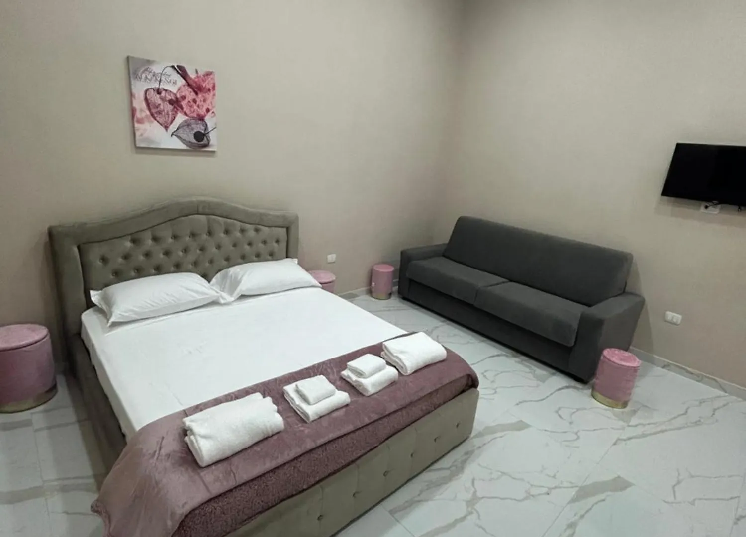 Valentino Caracciolo 105 Apartment Naples