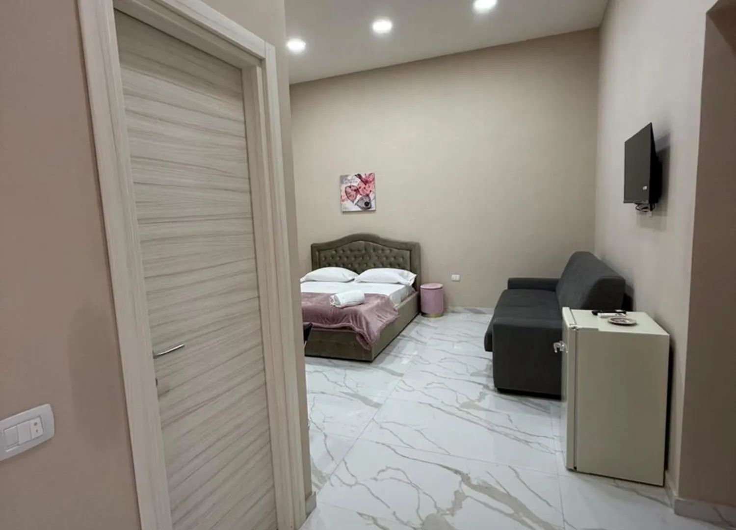 Valentino Caracciolo 105 Apartment Naples 0*,