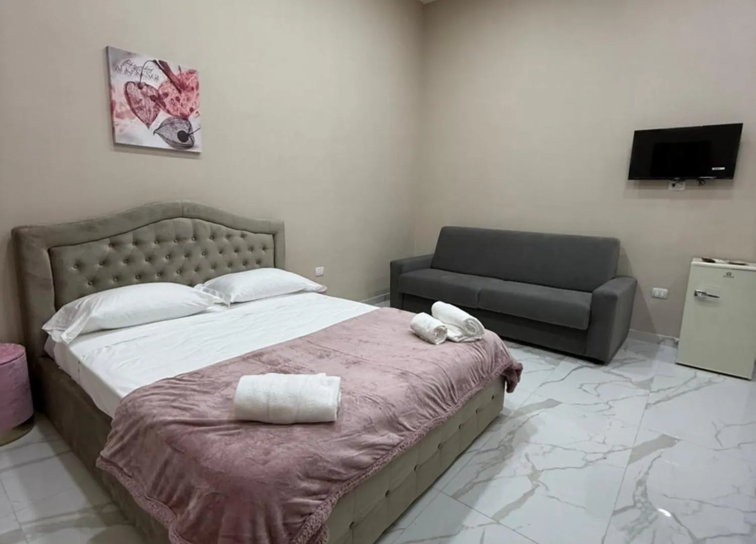 Valentino Caracciolo 105 Apartment Naples 0*,  Italy