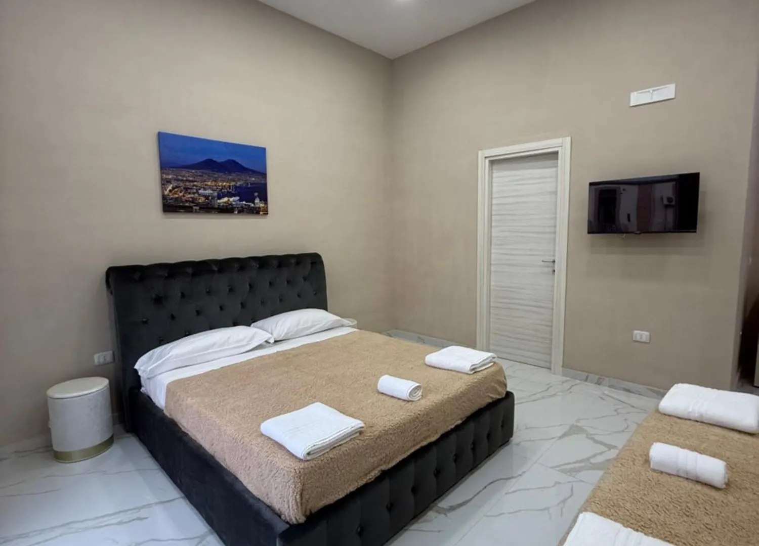 Apartament Valentino Caracciolo 105 Neapol