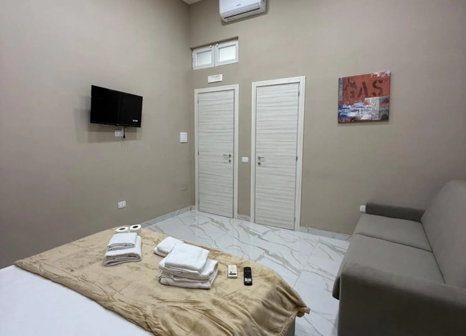 Apartament Valentino Caracciolo 105 Neapol